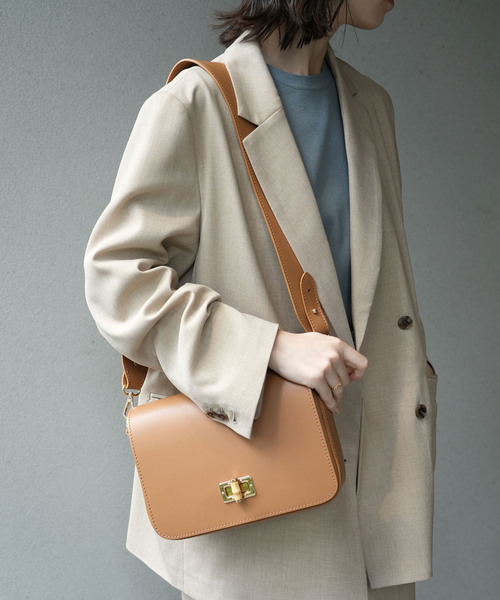SLOBE IENA(スローブイエナ)の「【MARCO BIANCHINI 】バンブーモチーフショルダーバッグ(ショルダーバッグ・レディース・ブラック/キャメル・FREE)」の1枚目の写真