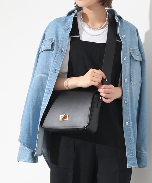 SLOBE IENA(スローブイエナ)の「【MARCO BIANCHINI 】バンブーモチーフショルダーバッグ(ショルダーバッグ・レディース・ブラック/キャメル・FREE)」の7枚目の写真