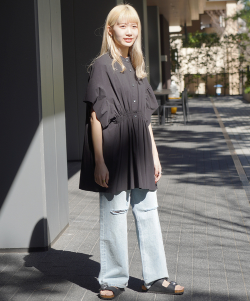 JOINT WORKS（ジョイントワークス）の「【COMMRE/コムル】裾フリル シャーリングブラウス（シャツ/ブラウス・レディース・ホワイト/ブラック・FREE）」の16枚目の写真