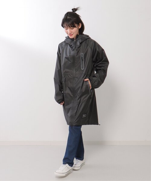 LBC（エルビーシー）の「【撥水】KiU RAIN ZIP UP レインジップアップ（レインコート/ポンチョ・レディース・ダークグリーン/ブラック/ホワイト/ベージュ/ピンク・FREE）」の10枚目の写真