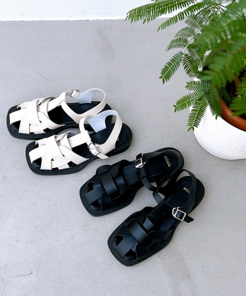 y/m by misato（イムバイミサト）の「グルカサンダル（サンダル・レディース・ブラック/ホワイト・MEDIUM/SMALL/LARGE）」の4枚目の写真