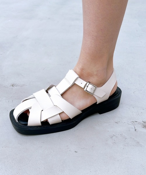 y/m by misato（イムバイミサト）の「グルカサンダル（サンダル・レディース・ブラック/ホワイト・MEDIUM/SMALL/LARGE）」の8枚目の写真