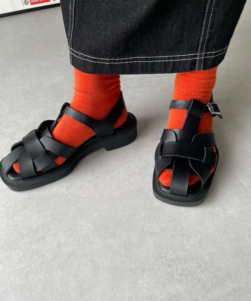 y/m by misato（イムバイミサト）の「グルカサンダル（サンダル・レディース・ブラック/ホワイト・MEDIUM/SMALL/LARGE）」の11枚目の写真