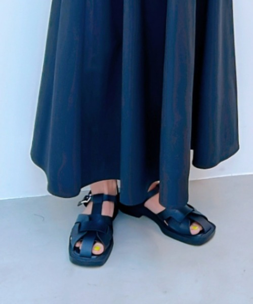 y/m by misato（イムバイミサト）の「グルカサンダル（サンダル・レディース・ブラック/ホワイト・MEDIUM/SMALL/LARGE）」の15枚目の写真