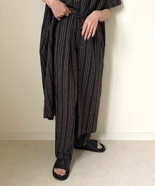 select MOCA by son（セレクトモカバイソン）の「ストライプセンタータックパンツ（スラックス・レディース・グレー/ブラック/ブラウン・FREE）」の16枚目の写真