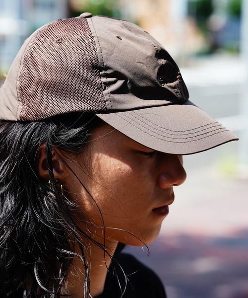 grn(ジーアールエヌ)の「grn outdoor ジーアールエヌ アウトドア MUSHI MUSHI CAP メッシュキャップ(キャップ・メンズ・ブラック/ブラウン・FREE)」の2枚目の写真