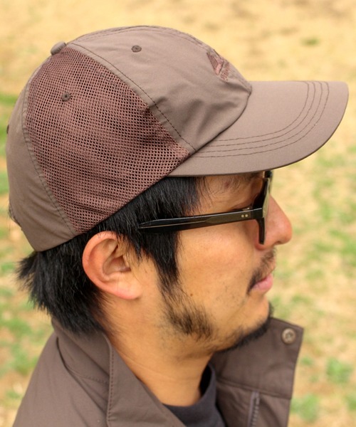 grn(ジーアールエヌ)の「grn outdoor ジーアールエヌ アウトドア MUSHI MUSHI CAP メッシュキャップ(キャップ・メンズ・ブラック/ブラウン・FREE)」の3枚目の写真