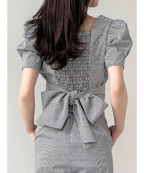 RESEXXY（リゼクシー）の「バックリボンスクエアブラウス【セットアップ着用可能】（シャツ/ブラウス・レディース・その他/その他1/ブラック・FREE）」の3枚目の写真