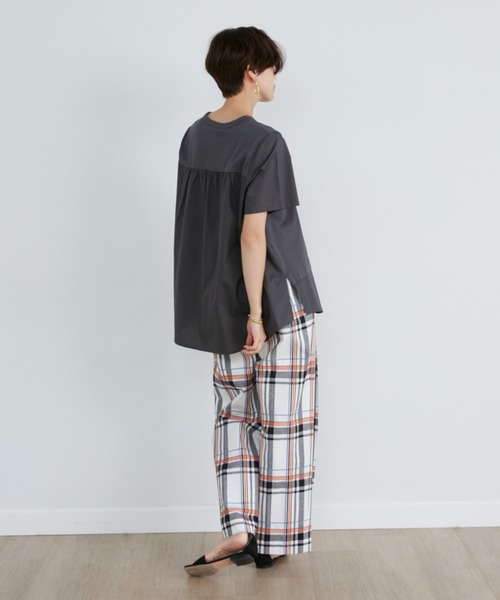 INED(イネド)の「ドッキングカットソー(Tシャツ/カットソー・レディース・ネイビー/オフホワイト/スミクロ・9号)」の8枚目の写真