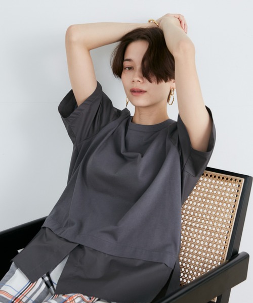 INED(イネド)の「ドッキングカットソー(Tシャツ/カットソー・レディース・ネイビー/オフホワイト/スミクロ・9号)」の11枚目の写真