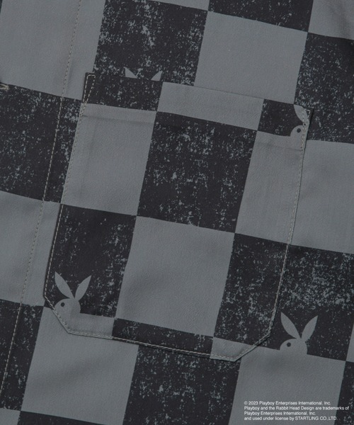 PLAYBOY(プレイボーイ)の「LB.03/「PLAYBOY別注」チェッカーフラッグオープンカラーシャツ(シャツ/ブラウス・メンズ・ホワイト/チャコール・S/M/L)」の10枚目の写真