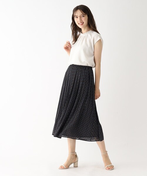 index（インデックス）の「◆フリルハイネックブラウス【イージーケア/吸水速乾/洗濯機洗い可】（シャツ/ブラウス・レディース・ベージュ/ネイビー/ダークオレンジ/ホワイト系9/ブルー系5・40/38/42/36）」の14枚目の写真