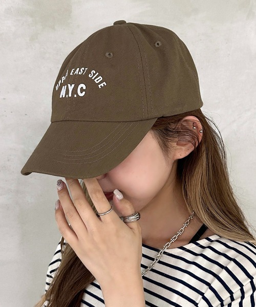 apres jour mignon（アプレジュールミニョン）の「【apresjour mignon×ARIAZ】英字ロゴキャップ（キャップ・レディース・ブラック/アイボリー/ブラウン系その他/ネイビー・ONESIZE）」の10枚目の写真