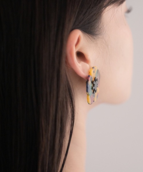 ear PAPILLONNER（イアパピヨネ）の「アセチフラワーイヤリング（イヤリング・レディース・レッド/イエロー・FREE）」の8枚目の写真