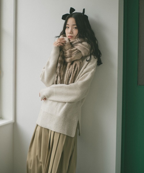 VANNIE U（ヴァニーユー）の「タータンチェックボリュームマフラー（マフラー・レディース・ベージュ/ブラウン/ピンク/ブラック・FREE）」の9枚目の写真