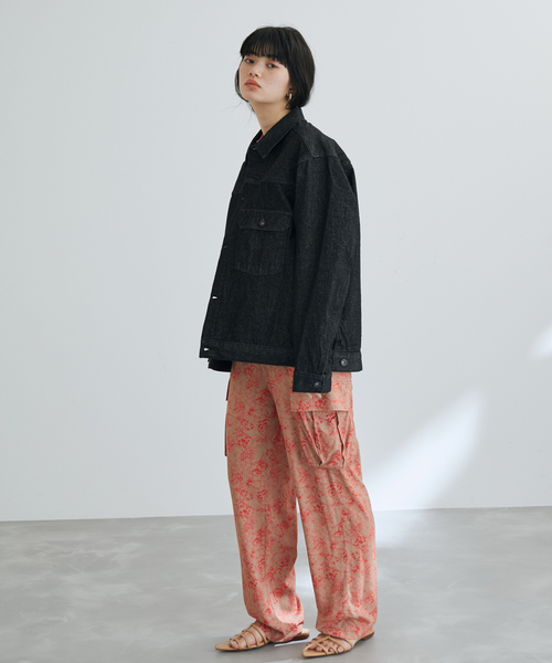 ADAM ET ROPE'（アダムエロペ）の「【コットンUSA】ビックシルエット デニムジャケット / セットアップ対応 / ユニセックス（デニムジャケット・メンズ・ネイビー/ブラック系その他・M/XL/L）」の12枚目の写真