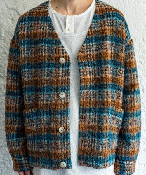 Enharmonic TAVERN(エンハーモニックタヴァーン)の「Mohair cardigan(カーディガン/ボレロ・メンズ・パープル/ブルー・44/46/48)」の5枚目の写真