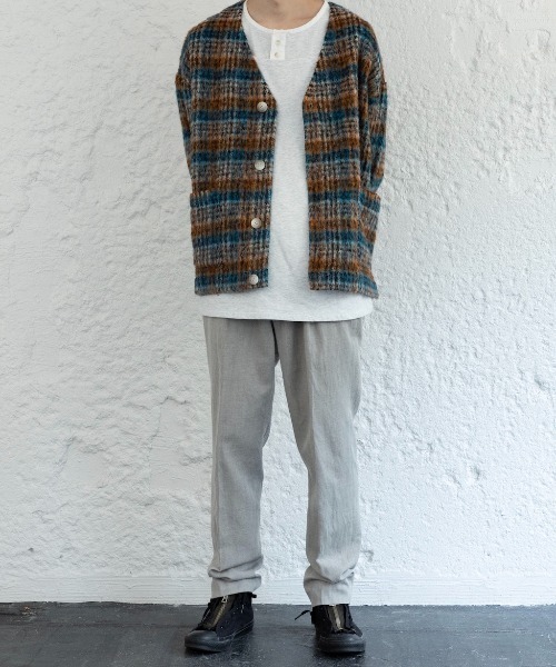 Enharmonic TAVERN(エンハーモニックタヴァーン)の「Mohair cardigan(カーディガン/ボレロ・メンズ・パープル/ブルー・44/46/48)」の9枚目の写真