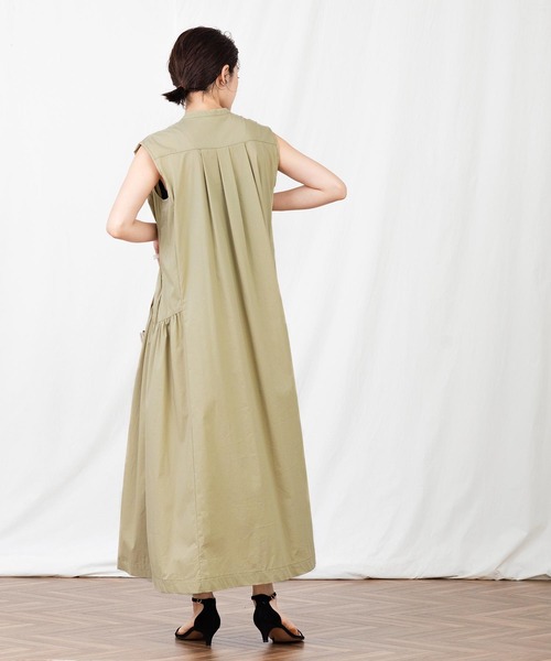 Gready Brilliant(グレディブリリアン)の「CNスキッパーマキシワンピース(ワンピース・レディース・ブラック/ベージュ・38)」の13枚目の写真