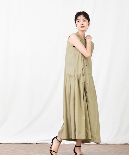 Gready Brilliant(グレディブリリアン)の「CNスキッパーマキシワンピース(ワンピース・レディース・ブラック/ベージュ・38)」の10枚目の写真