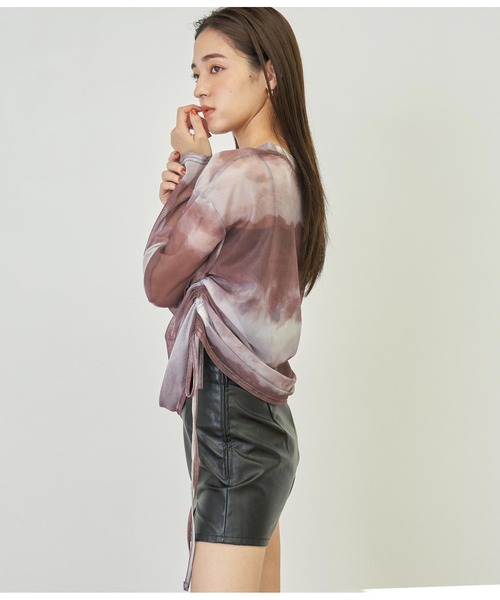 ANAP(アナップ)の「ニュアンス柄サイドシャーリングシアートップス(Tシャツ/カットソー・レディース・ブラック/ブラウン・FREE)」の11枚目の写真