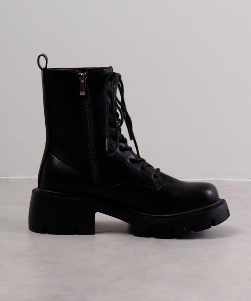 lus.(ラスドット)の「厚底チャンキーレースアップショートブーツ(ブーツ・レディース・ブラック・S/L/LL/M)」の5枚目の写真