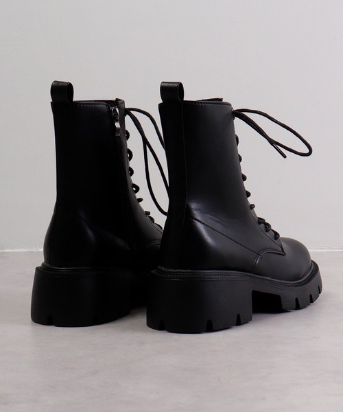 lus.(ラスドット)の「厚底チャンキーレースアップショートブーツ(ブーツ・レディース・ブラック・S/L/LL/M)」の6枚目の写真