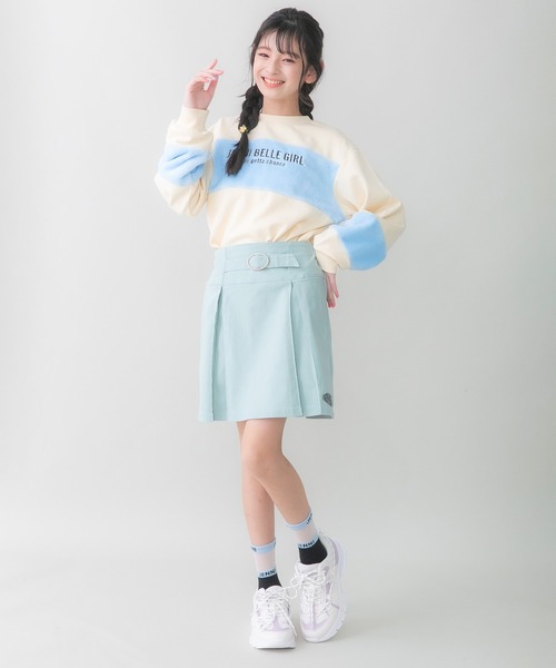 JENNI belle(ジェニィベル)の「【WEB限定】ボア切替えトレーナー(スウェット・キッズ・アイボリー/ブラック/ミント・130cm/140cm/150cm/160cm)」の4枚目の写真