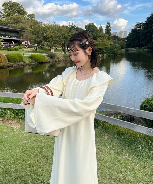 hinari（ヒナリ）の「ラッフルカラーワンピース（ワンピース・レディース・ブラック/アイボリー・FREE/SMALL）」の5枚目の写真