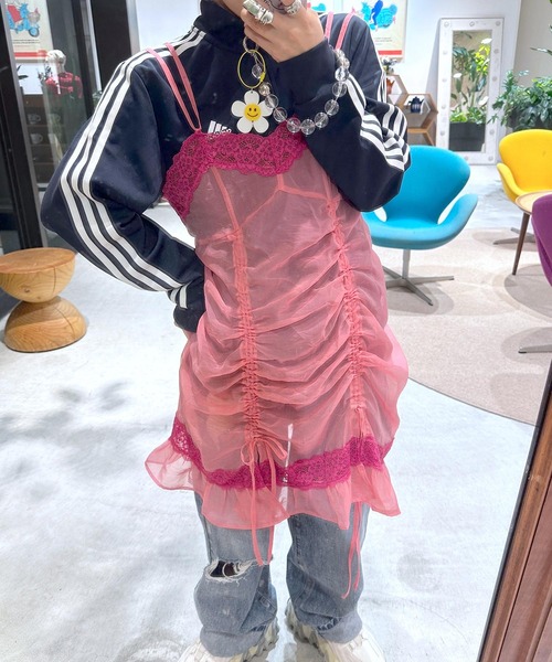 MA✽RS♡シャンパンローズ柄♡ドット♡胸元おりぼん♡キャミワンピース♡黒ピンク Alley by w closet（アリーバイダブルクローゼット）の「【Alley