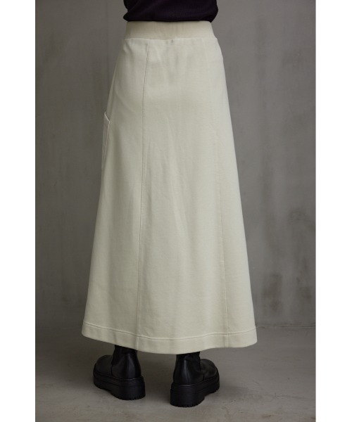 AZUL by moussy(アズールバイマウジー)の「キルティングデザインカットスカート(スカート・レディース・ブラック/アイボリー/カーキ・MEDIUM/SMALL)」の10枚目の写真