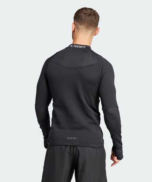 adidas（アディダス）の「COLD. RDY テックフィット