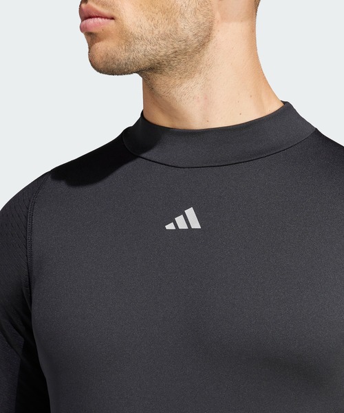 adidas（アディダス）の「COLD. RDY テックフィット