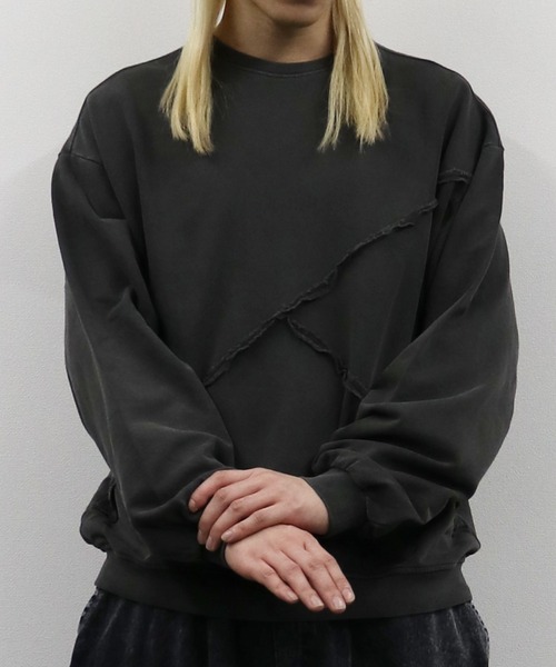 Starting Over（スターティングオーバー）の「裏毛 切り替え ピグメント クルーネック/トレーナー スウェット/長袖 トップス プルオーバー/レディース メンズ ユニセックス/ボリューム袖（スウェット・メンズ・チャコールグレー/ブラック・M/L/XL）」の13枚目の写真