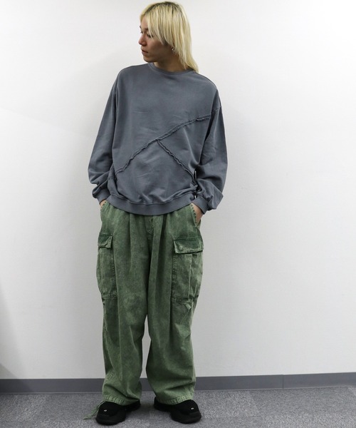 Starting Over（スターティングオーバー）の「裏毛 切り替え ピグメント クルーネック/トレーナー スウェット/長袖 トップス プルオーバー/レディース メンズ ユニセックス/ボリューム袖（スウェット・メンズ・チャコールグレー/ブラック・M/L/XL）」の8枚目の写真