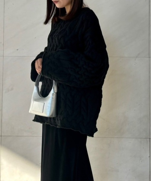 AMAIL（アマイル）の「Pon snake knit（ニット/セーター・レディース・アイボリー/ブルー/ブラック・FREE）」の2枚目の写真