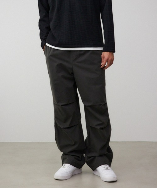 AZUL by moussy（アズールバイマウジー）の「ワイドスノーパンツ（その他パンツ・メンズ・ブラック/カーキ・FREE）」の2枚目の写真