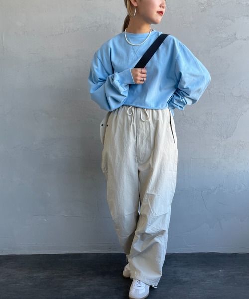 SCREEN STARS（スクリーンスターズ）の「[SCREEN STARS/スクリーンスターズ] 別注 ショート丈 ピグメントロンT（Tシャツ/カットソー・レディース・ブラック/オフホワイト/グレー/ブルー/イエロー・F）」の4枚目の写真