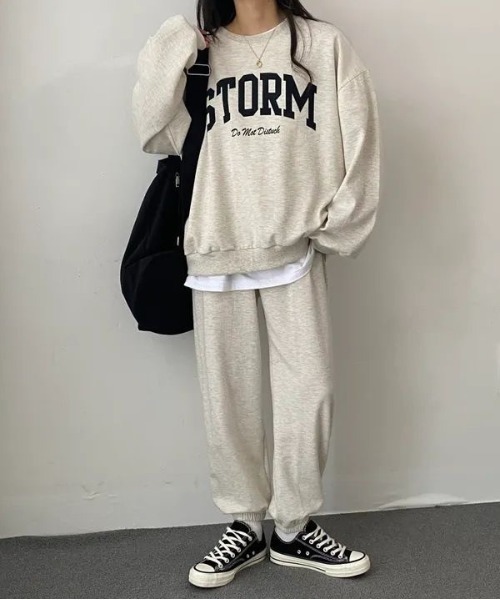 セール】【セットアップ】ロゴトレーナー×スウェットパンツ 2点SET