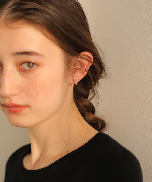 JOURNAL STANDARD（ジャーナルスタンダード）の「【MAISON DPULSE//メゾンドパルス】PIERCE STAR CHARM：ピアス（ピアス（両耳用）・レディース・シルバー・FREE）」の2枚目の写真