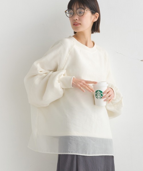 OMNES（オムネス）の「オーガンジーレイヤードダンボールニットボリューム袖ルオーバー（Tシャツ/カットソー・レディース・グレイッシュベージュ/ホワイト/ベージュ/ブラック/ブルー/グレー/オフホワイト・FREE）」の3枚目の写真