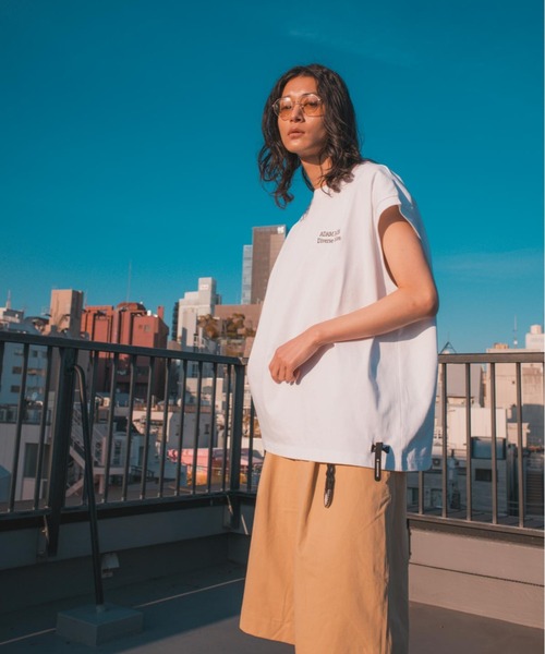 ADAM PATEK(アダムパテック)の「【ADAMPATEK/アダムパテック】logo embroidery sleeveless/ロゴ刺繍、プリントノースリーブTシャツ(Tシャツ/カットソー・レディース・ブラック/ホワイト・2/1)」の6枚目の写真