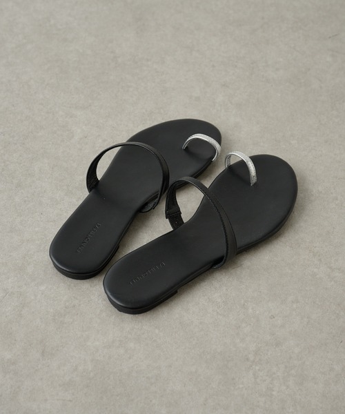 PAPILLONNER（パピヨネ）の「アクセントフラットサンダル（サンダル・レディース・ブラック/ベージュ・36/37/38）」の7枚目の写真