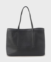 ◆【合皮／A4収納可能】レース風カットアウト軽量ミドルバッグ