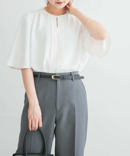 URBAN RESEARCH ROSSO WOMEN(アーバンリサーチ ロッソ)の「ウォッシャブルフレアスリーブタックブラウス(シャツ/ブラウス・レディース・オフホワイト/ネイビー/グリーン・FREE)」の20枚目の写真