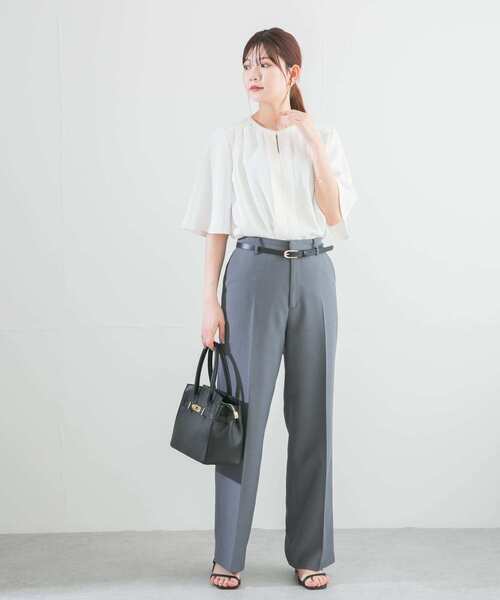 URBAN RESEARCH ROSSO WOMEN(アーバンリサーチ ロッソ)の「ウォッシャブルフレアスリーブタックブラウス(シャツ/ブラウス・レディース・オフホワイト/ネイビー/グリーン・FREE)」の22枚目の写真