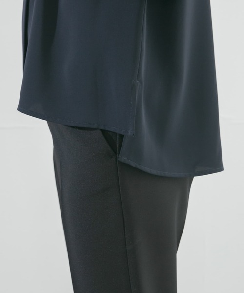 URBAN RESEARCH ROSSO WOMEN(アーバンリサーチ ロッソ)の「ウォッシャブルフレアスリーブタックブラウス(シャツ/ブラウス・レディース・オフホワイト/ネイビー/グリーン・FREE)」の8枚目の写真