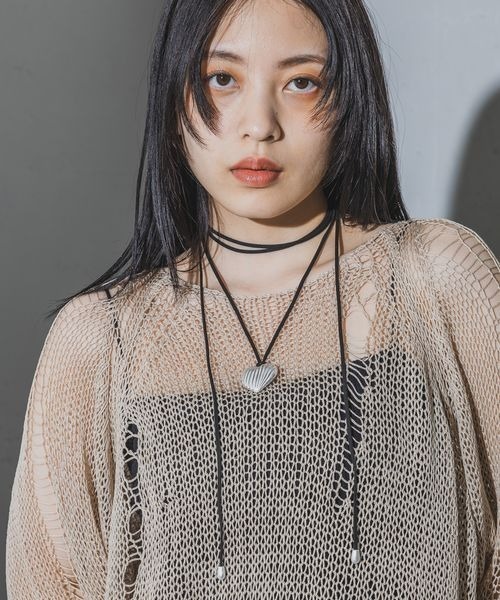 JEANASIS(ジーナシス)の「Heart choker/111805(チョーカー・レディース・ブラック・FREE)」の2枚目の写真