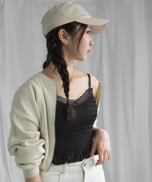 minia（ミニア）の「カップ付きシャーリングキャミ(ショート丈)（キャミソール・レディース・ブラック/グレー/ホワイト・FREE）」の9枚目の写真