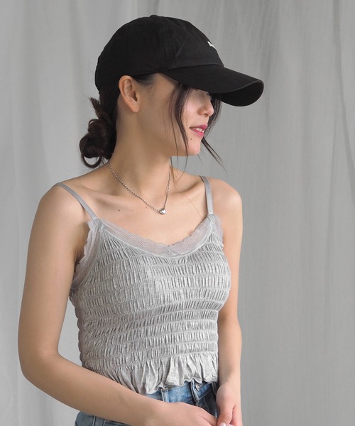 minia（ミニア）の「カップ付きシャーリングキャミ(ショート丈)（キャミソール・レディース・ブラック/グレー/ホワイト・FREE）」の18枚目の写真